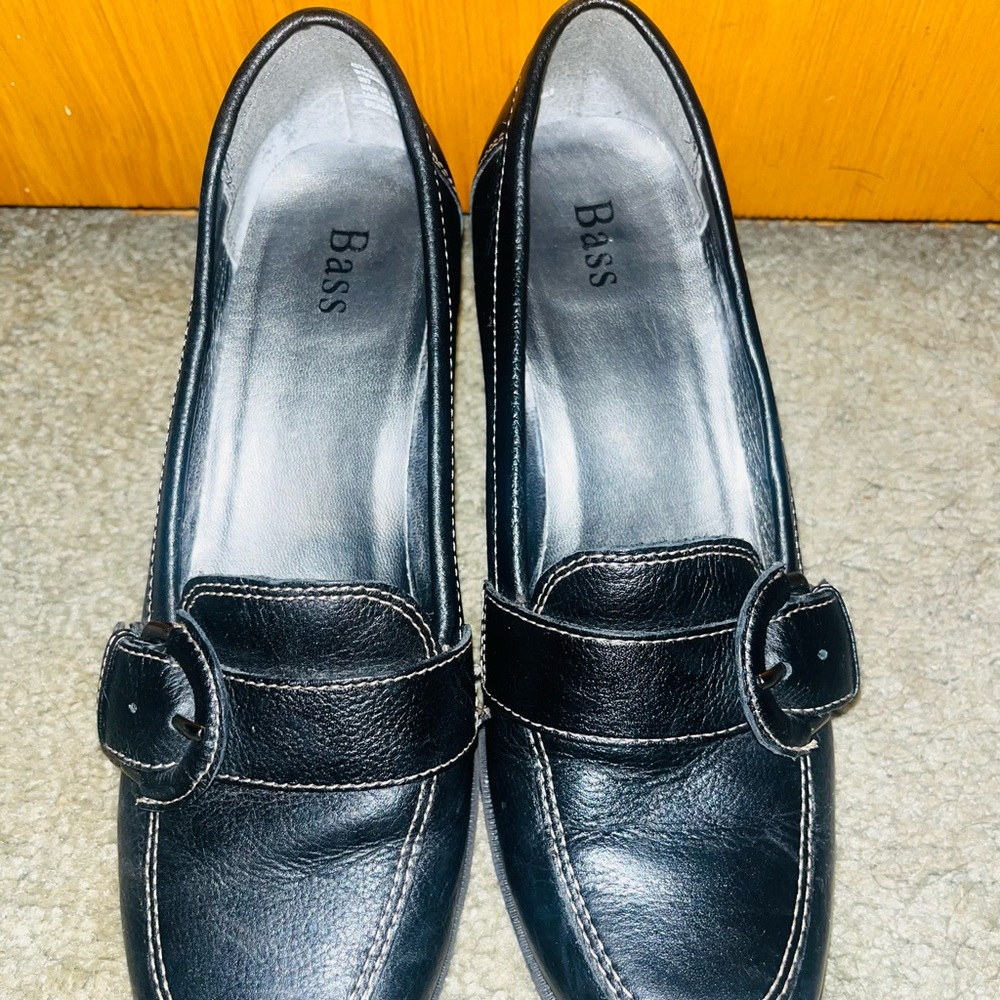 Bass Women's Leather Black Loafers